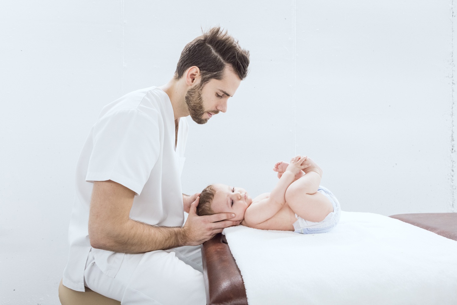 Fisioterapia y osteopatía y cólicos